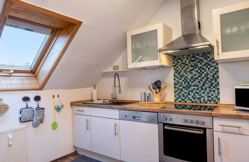 Bermuthshain Apartment | Apartment 'Ferienwohnung Schiller' with Shared Garden, Balcony and Wi-Fi