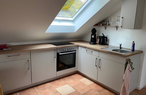 Kulmbach Apartment | Apartment 'Ferienwohnung An Den Eichen' with Wi-Fi