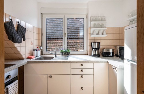 Auggen Apartment | Apartment 'Ferienwohnung Bolanz' with Wi-Fi