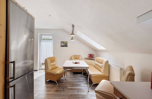 Steina Apartment | Apartment 'Fewo Mit Balkon Am Wald 2-4 Pers' with Mountain View, Private Garden and Wi-Fi