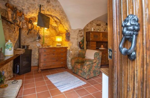 Castel del Monte Apartment | Apartment Flag Tur in L'Aquila - 6 persons, 1 bedrooms