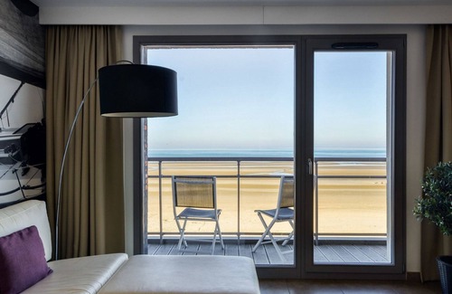 Bray-Dunes House | Apartment for 4 people with balcony with seaview