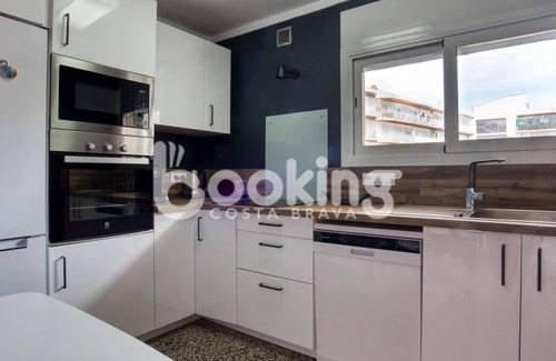 Platja d'Aro Apartment | APARTMENT FOR 5 PEOPLE WITH LARGE TERRACE, AC AND PARKING