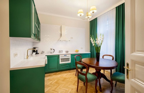 Vinohrady Apartment | Apartment for up to 6 people near Wenceslas square