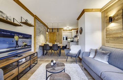 Arc-1950 Villa | Apartment Cabriolet - One Bedroom Villa, Sleeps 4