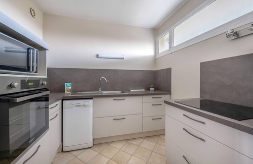 Saint-Brevin-les-Pins Apartment | Apartment facing the sea for 4 in Saint Brévin L’Océan