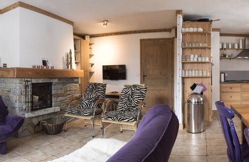 Sainte-Foy-Tarentaise Apartment | Apartment (8 pers.) on 50 m' of the ski slopes, next to the authentic village