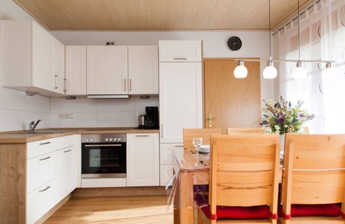 Muehlenbach Apartment | Apartment 'Fuchsbau' with Mountain View, Balcony and Wi-Fi