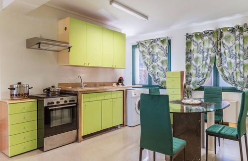 Galatsi Apartment | Apartment 'Galatsi Panorama 1' with Mountain View, Wi-Fi and Air Conditioning