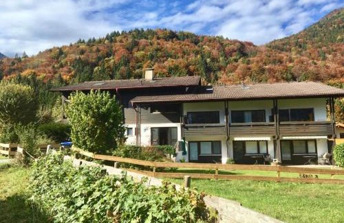 Ettenhausen Apartment | Apartment Geigelsteinstrasse