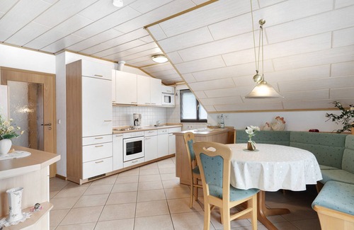 Oberharmersbach Apartment | Apartment 'Gieringer' with Mountain View, Balcony and Wi-Fi