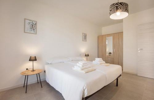 Cola Apartment | Apartment Ginestra Gialla With Pool
