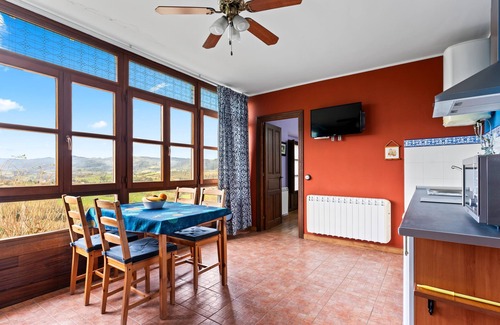Tornon Apartment | Apartment 'Gramática' with Mountain View, Private Terrace and Wi-Fi
