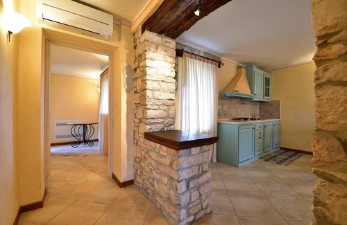 Vilanija Apartment | Apartment "Green" by the pool with private terrace