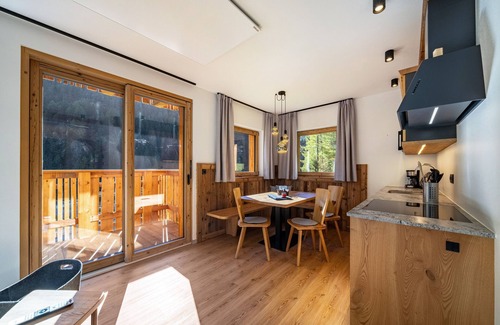 Martello Apartment | Apartment "Grogg 608 I" with Mountain View, Garden & Wi-Fi