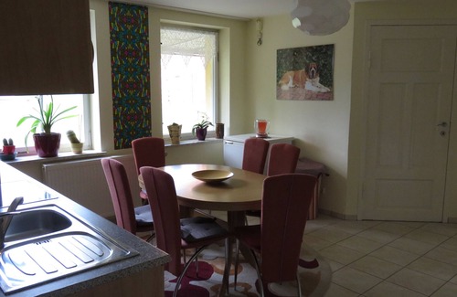 Halenbeck-Rohlsdorf Apartment | Apartment 'Hof Gerbert' with Shared Garden and Wi-Fi