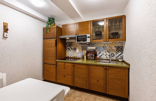 Schoeningen Apartment | Apartment 'Haus Am Markt 3' with Private Terrace and Wi-Fi