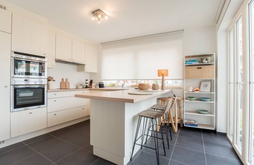 Duinbergen Apartment | Apartment Helios by Interhome