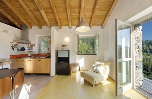Stibiveri Apartment | Apartment 'Il Mulino - Appartamento Terra' with Mountain View, Shared Garden and Balcony