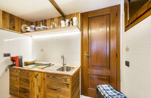 Chatillon Apartment | Apartment 'Il Nido Di Letizia' with Mountain View, Private Garden and Balcony