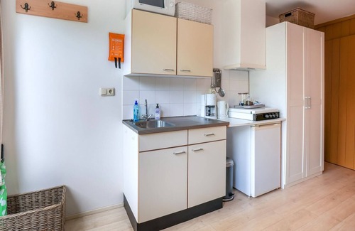 Baflo Apartment | Apartment in Baflo near Seal Center