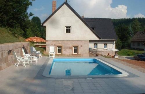 Stupná Apartment | Apartment in Bohemian with Shared Pool