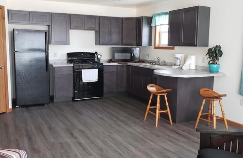 Ontario Apartment | Apartment in Downtown Ontario