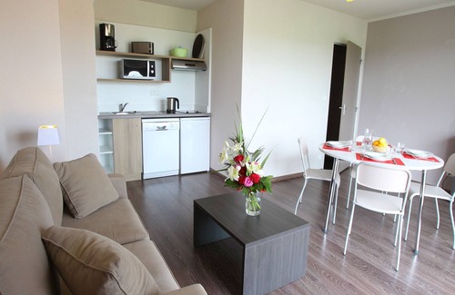 Roz-sur-Couesnon Apartment | Apartment in France with Modern Design