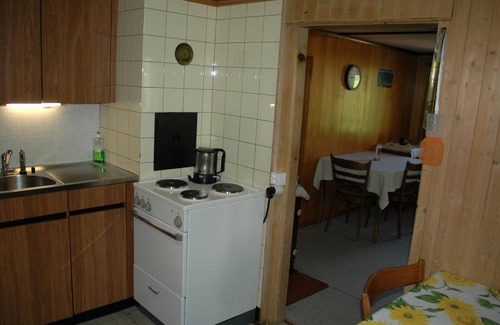 Frutigen Apartment | Apartment in Frutigen With Garden, Terrace