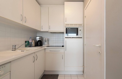 Middelkerke Apartment | Apartment in Golf Azur near Seaside