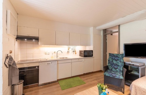 Houthalen Apartment | Apartment in Hengelhoef near Nature Trails