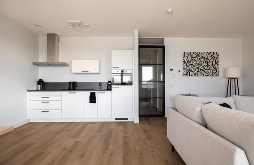 Kortgene House | Apartment in Kortgene with Harbor Views