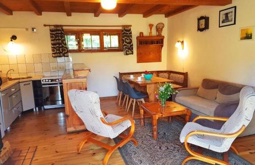 Gizycko House | Apartment in Masuria with Private Pond