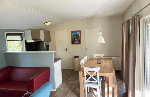 Elst Ski Chalet | Apartment in Netherlands near Scenic Views