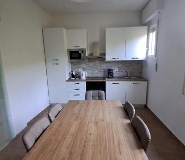Mergozzo Apartment | Apartment in Otto's house