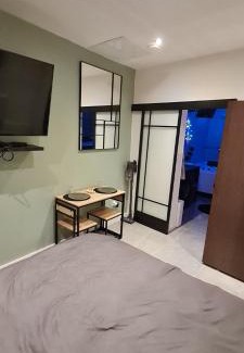 Gare Apartment | Apartment in Paris with Jaccuzzi