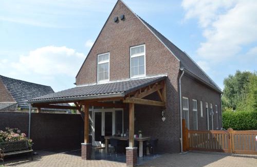 Posterholt Apartment | Apartment in Posterholt near Meinweg Park, cleaning included