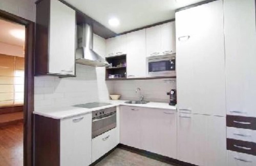Antiguo Apartment | Apartment in residence Category property