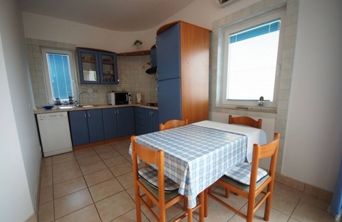 Stara Novalja Apartment | Apartment in Stara Novalja with Seaview, Loggia, Air condition, WIFI (183-1)
