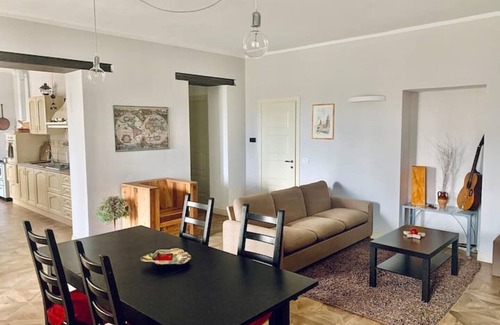 Savigliano Apartment | Apartment in the countryside
