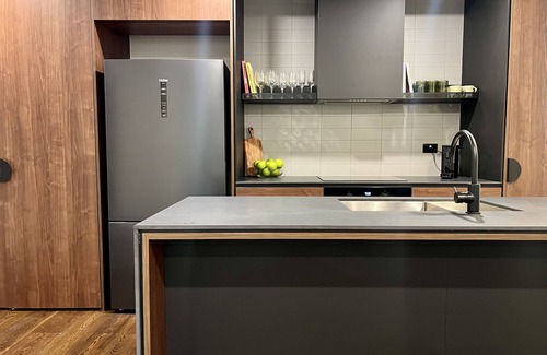 Campbell Apartment | Apartment in the heart of Canberra - 2bed, 2bath, upto 5 ppl, free parking