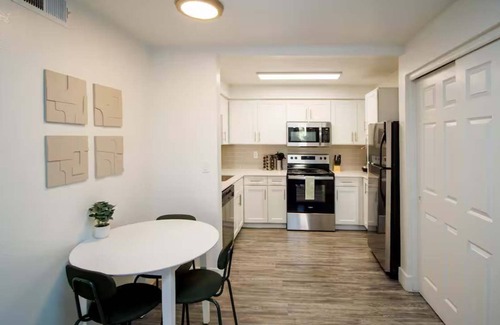 Alegre Community Apartment | Apartment in the Heart of Tempe