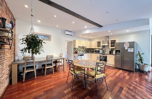 Saint-Cyprien Apartment | Apartment in the Hypercentre of Toulouse