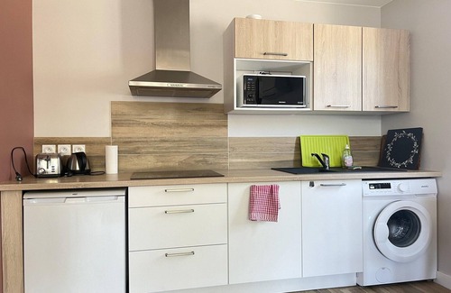 Arenes Romaines - Saint-Martin-du-Touch House | Apartment in Toulouse with garden