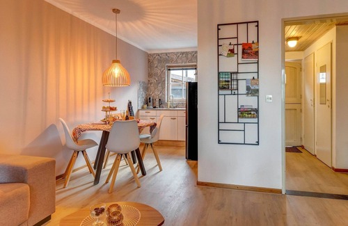 Ubachsberg Cottage | Apartment in Ubachsberg near Trails
