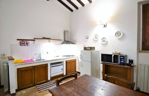Collesanto House | Apartment in Umbria near Lake Trasimeno