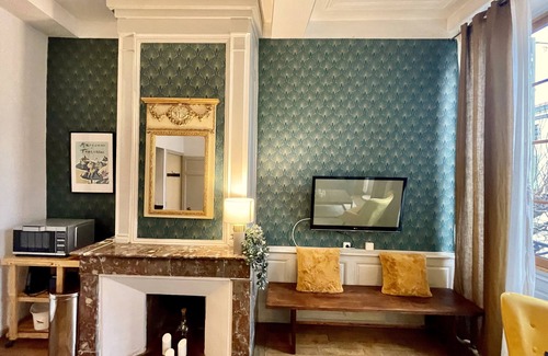 Verdun Apartment | Apartment in Verdun, "La Scène du 66"