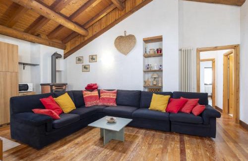 Isola Apartment | Apartment Isola di Madesimo Apartments-3 by Interhome