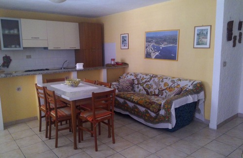 Porto Pozzo Apartment | Apartment "Remo2" Mannoni Court