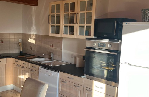 Thyez Apartment | Apartment 'Joli T3 À La Montagne' with Mountain View, Shared Garden and Balcony
